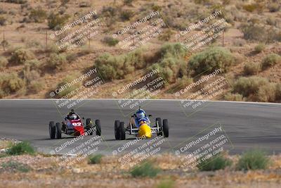 media/Jun-01-2025-CalClub SCCA (Sun) [[eae223c5dd]]/Group 3/Qualifying/